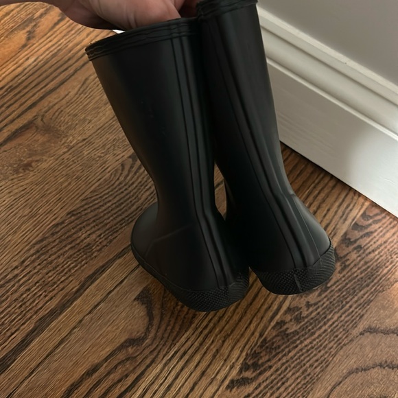 Kids Hunter Rainboots in Black Size 9 - Picture 3 of 6